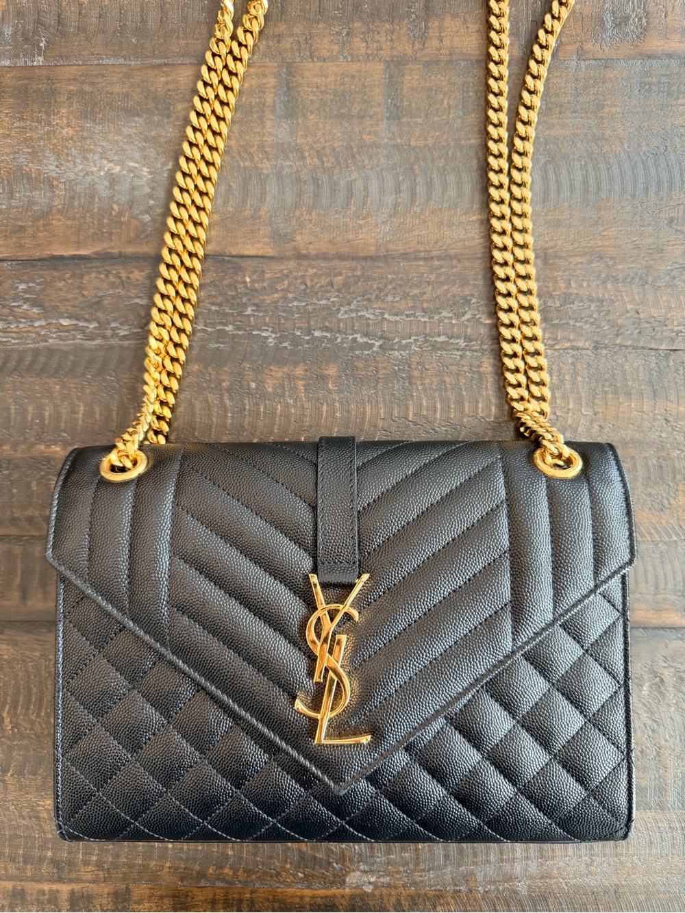 SAINT LAURENT ENVELOPE BAG MEDIUM 
IN QUILTED GRAIN DE POUDRE EMBOSSED LEATHER - Picture 4 of 16